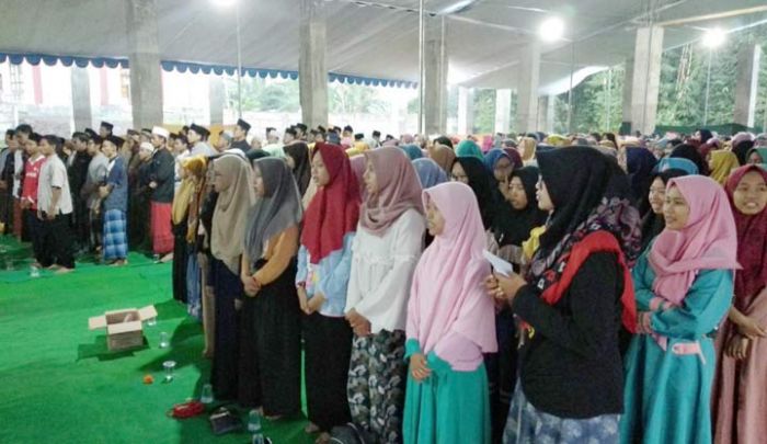 Gelar Deklarasi, Ratusan Mahasiswa IAIN Jember Tolak Aksi 