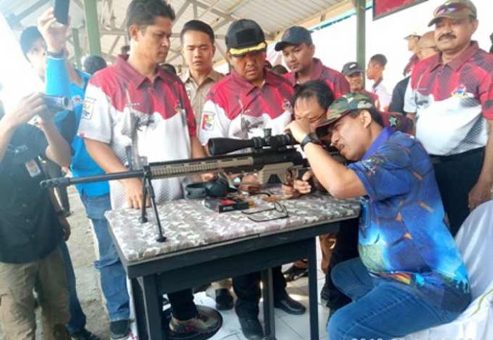 Polda Jatim Gelar Lomba Menembak Polda Jatim Gelar Lomba Menembak
