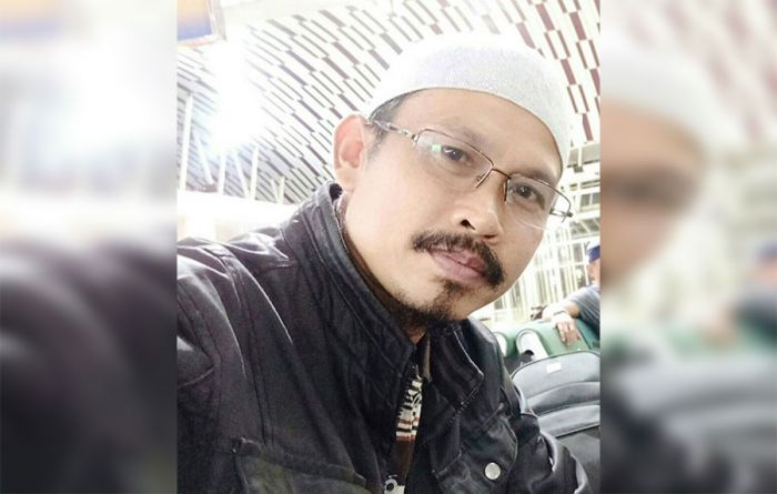 Batalkan SK Pengangkatan Perangkat Desa, Fajar: Camat Benjeng Lampaui Kewenangan Batalkan SK Pengangkatan Perangkat Desa, Fajar: Camat Benjeng Lampaui Kewenangan