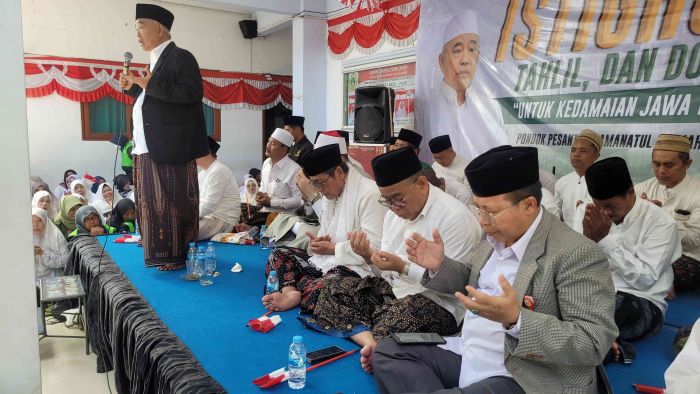 Di Depan Ribuan Massa Istighatsah Prof Kiai Asep Singgung Perjuangan Ikhlas Tanpa Balasan Di Depan Ribuan Massa Istighatsah Prof Kiai Asep Singgung Perjuangan Ikhlas Tanpa Balasan