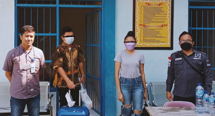 Kantor Imigrasi Malang Deportasi Dua Warga Negara Timor Leste Kantor Imigrasi Malang Deportasi Dua Warga Negara Timor Leste