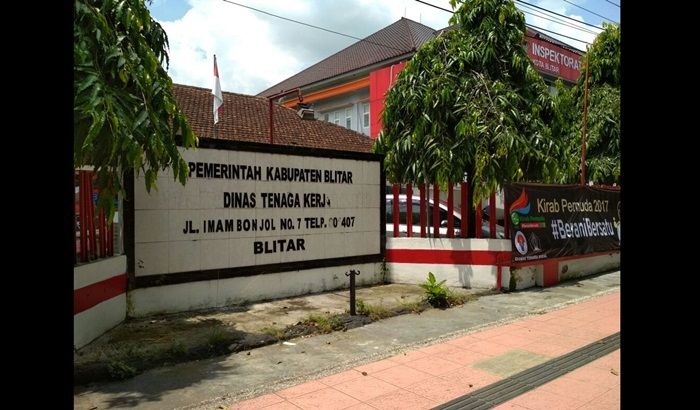 Imbau Masyarakat Lebih Waspada, Disnaker Blitar Pastikan Pengiriman TKI ke China Ilegal Imbau Masyarakat Lebih Waspada, Disnaker Blitar Pastikan Pengiriman TKI ke China Ilegal