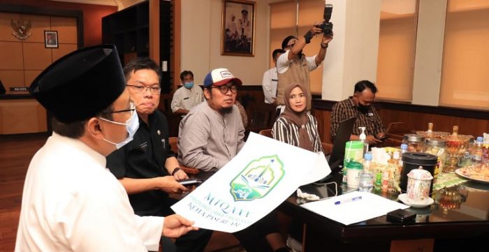 Logo dan Maskot MTQ XXX Jatim di Kota Pasuruan Segera Diperkenalkan Logo dan Maskot MTQ XXX Jatim di Kota Pasuruan Segera Diperkenalkan