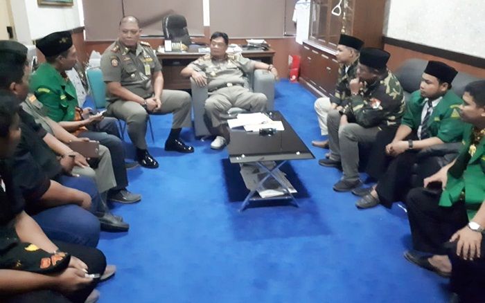 Temukan Tempat Hiburan Masih Beroperasi Saat Ramadan, Ansor Sidoarjo Temui Kasatpol PP​