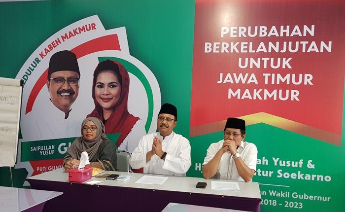 Gus Ipul-Puti Bocorkan 5 Program Unggulan yang Mudah Diingat Masyarakat Gus Ipul-Puti Bocorkan 5 Program Unggulan yang Mudah Diingat Masyarakat