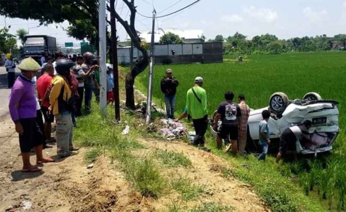 Bus Sugeng Rahayu Tabrak Avanza di Ngawi