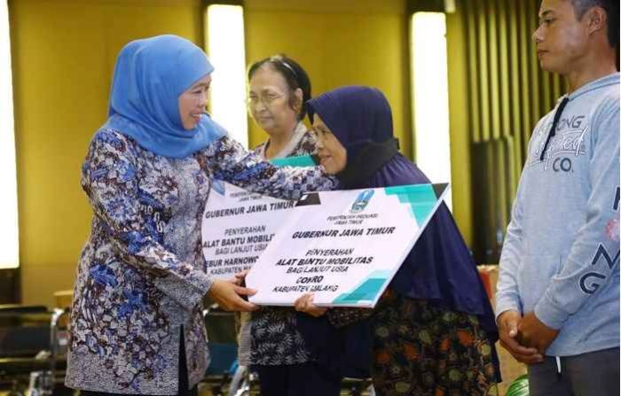 Perluas KPM Lansia, Khofifah Ajak Pendamping PKH Plus Perkuat Intervensi Komprehensif Perluas KPM Lansia, Khofifah Ajak Pendamping PKH Plus Perkuat Intervensi Komprehensif