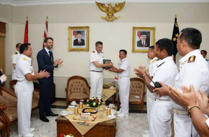 Kasarmatim Terima Kunjungan Kehormatan Kasal Denmark Kasarmatim Terima Kunjungan Kehormatan Kasal Denmark
