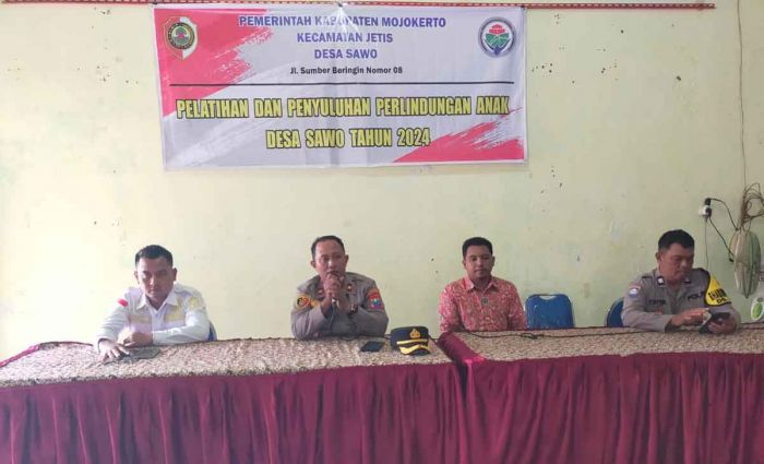 Cegah Kenakalan Remaja, Polsek Jetis Gelar Sosialisasi di Desa Jetis Cegah Kenakalan Remaja, Polsek Jetis Gelar Sosialisasi di Desa Jetis