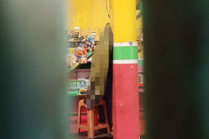Pemilik Warkop di Sidoarjo Ditemukan Tewas Gantung Diri Pemilik Warkop di Sidoarjo Ditemukan Tewas Gantung Diri