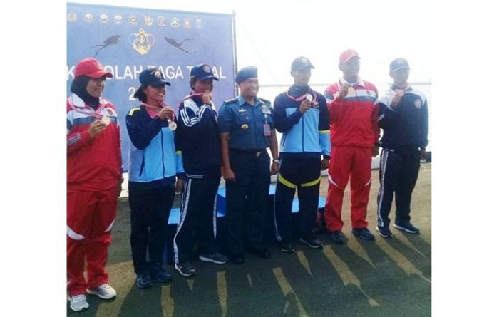 Atlet Koarmada II Sabet 1 Emas dan 2 Perunggu di Cabor Renang Atlet Koarmada II Sabet 1 Emas dan 2 Perunggu di Cabor Renang