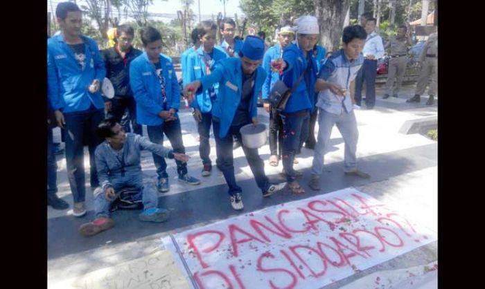 Peringati Kelahiran Pancasila, Mahasiswa PMII Sidoarjo Demo Tolak Pengeboran Baru Lapindo