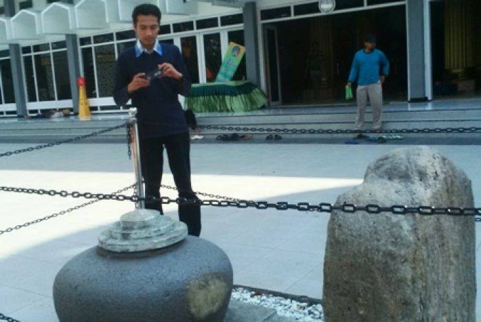 Penggalan Sejarah Tersimpan di Masjid Agung Lamongan Penggalan Sejarah Tersimpan di Masjid Agung Lamongan