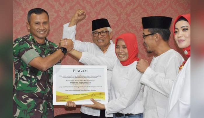 Danrem 084/Bhaskara Jaya Sambut Kunjungan Komunitas Arek Suroboyo Bersatu Danrem 084/Bhaskara Jaya Sambut Kunjungan Komunitas Arek Suroboyo Bersatu