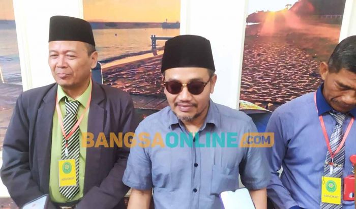 Sidang Gugatan PBNU di Jombang, Gus Salam Hadirkan Saksi Fakta dari 3 Unsur Sidang Gugatan PBNU di Jombang, Gus Salam Hadirkan Saksi Fakta dari 3 Unsur