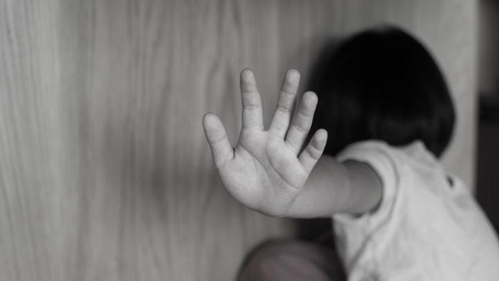 PNS di Mojokerto Sodomi Anak TK PNS di Mojokerto Sodomi Anak TK