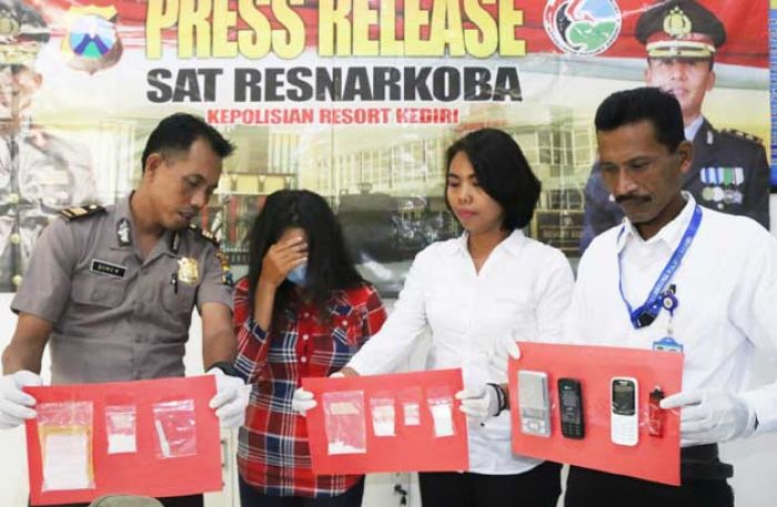 Demi Mengurus Anak, Seorang Ibu di Kediri Nekat Edarkan Sabu Demi Mengurus Anak, Seorang Ibu di Kediri Nekat Edarkan Sabu