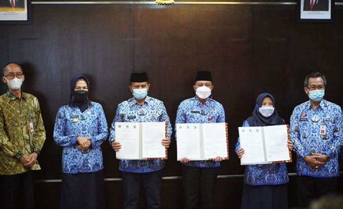 Teken Perjanjian Kerja Sama, DLH se-Malang Raya Sepakat Selesaikan Permasalahan Lingkungan Teken Perjanjian Kerja Sama, DLH se-Malang Raya Sepakat Selesaikan Permasalahan Lingkungan