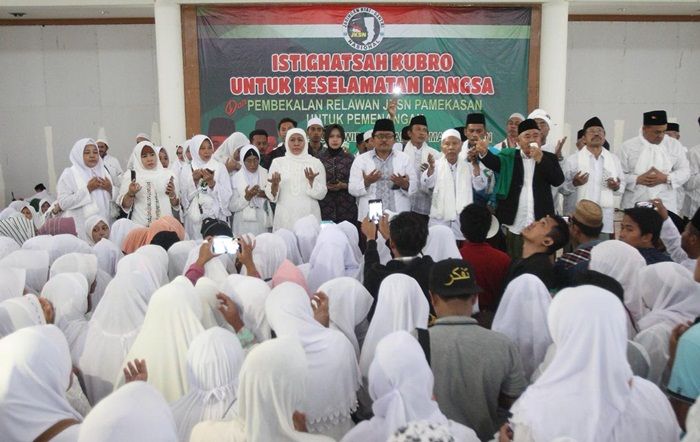 Khofifah: Cari Pemimpin yang Bisa Dititipi Aswaja Khofifah: Cari Pemimpin yang Bisa Dititipi Aswaja