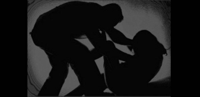 Kenalan Via BBM, Pria di Malang Bawa Kabur Siswi SMP Lalu Memperkosanya Kenalan Via BBM, Pria di Malang Bawa Kabur Siswi SMP Lalu Memperkosanya