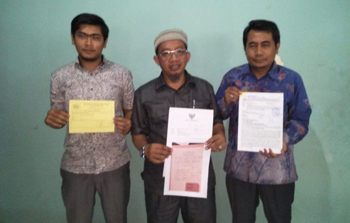 Diduga SK TPHD Sidoarjo Tak Sesuai Fakta, Bupati dan Gubernur Disomasi Diduga SK TPHD Sidoarjo Tak Sesuai Fakta, Bupati dan Gubernur Disomasi