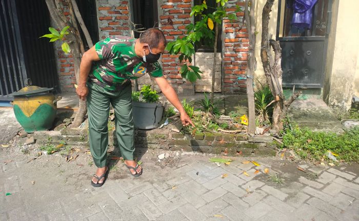 Terpojok karena Dikejar Warga, Perampok di Sidoarjo Lempar Bondet, Satu Orang Terluka Terpojok karena Dikejar Warga, Perampok di Sidoarjo Lempar Bondet, Satu Orang Terluka
