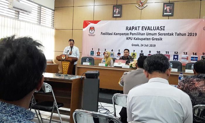 Jika Pilbup Gresik 2020 Satu Pasangan, Maka Lawan Bumbung Kosong