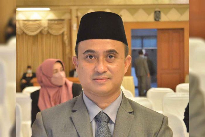 Defisit APBD 2023 Diproyeksikan Rp380 M, Anggaran OPD Pemkab Gresik Dikepras 30 Persen Defisit APBD 2023 Diproyeksikan Rp380 M, Anggaran OPD Pemkab Gresik Dikepras 30 Persen