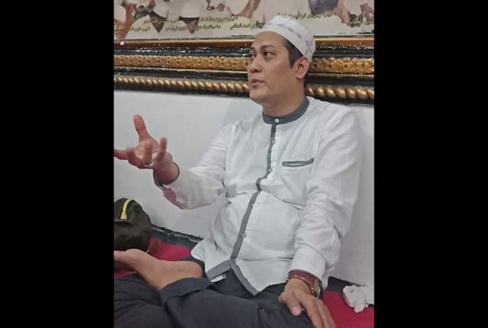 Gus Anom Gelar Tahlil untuk Korban Lion Air JT 610 Gus Anom Gelar Tahlil untuk Korban Lion Air JT 610