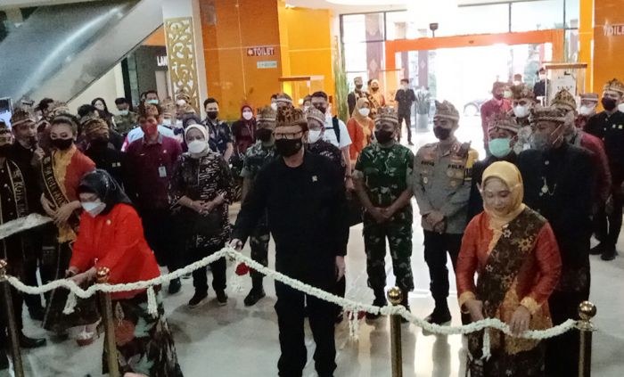 Integrasikan 165 Layanan Dalam Satu Gedung, MenPAN-RB Resmikan MPP Gajah Mada Integrasikan 165 Layanan Dalam Satu Gedung, MenPAN-RB Resmikan MPP Gajah Mada