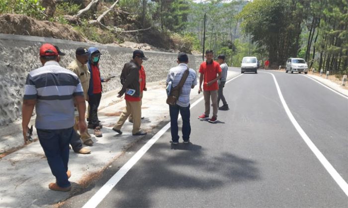 Proyek Pelebaran Jalan Milik Pemprov Jatim di Pacitan Sudah Serah Terima Tahap Pertama Proyek Pelebaran Jalan Milik Pemprov Jatim di Pacitan Sudah Serah Terima Tahap Pertama