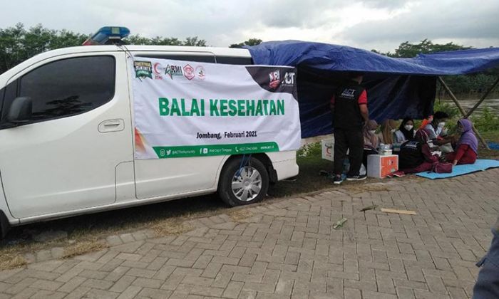 Bencana Banjir Jombang Makin Parah, ACT Kediri Dirikan Posko Kemanusiaan dan Kesehatan Bencana Banjir Jombang Makin Parah, ACT Kediri Dirikan Posko Kemanusiaan dan Kesehatan