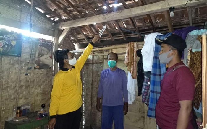 Nekat Gantung Diri di Dalam Kamar, Pria Ngawi Tinggalkan Pesan Pada Orang Tua Nekat Gantung Diri di Dalam Kamar, Pria Ngawi Tinggalkan Pesan Pada Orang Tua