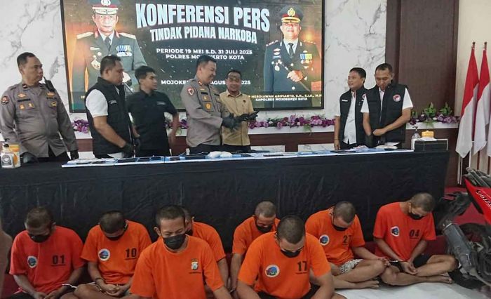 Ungkap 25 Tersangka Narkoba, Polres Mojokerto Kota Selamatkan 5.359 Jiwa Ungkap 25 Tersangka Narkoba, Polres Mojokerto Kota Selamatkan 5.359 Jiwa
