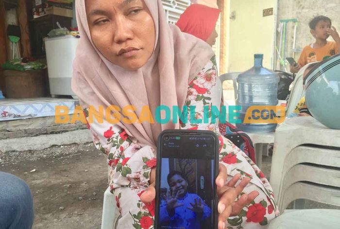 Keluarga Korban Tenggelam di Kenjeran Tolak Berdamai Keluarga Korban Tenggelam di Kenjeran Tolak Berdamai