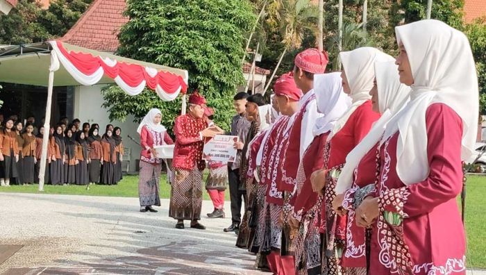 Pemkab Kediri Fokus Pemerataan Pendidikan di Hardiknas 2026