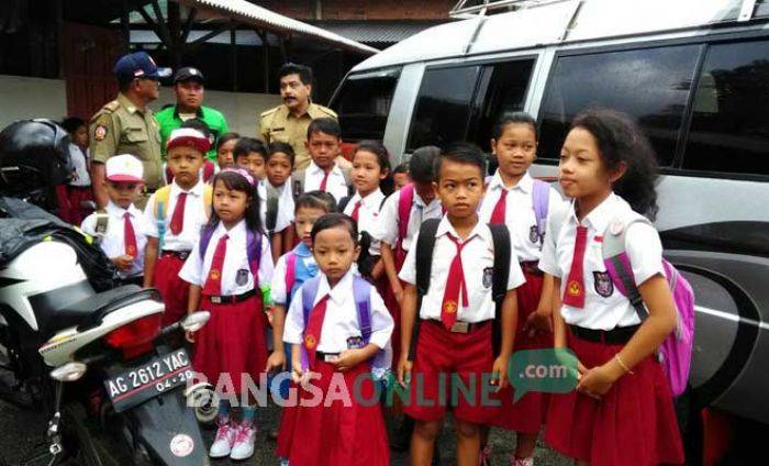 Soal Anggaran untuk Angkutan Gratis Siswa SD di Trenggalek masih Timbulkan Pro Kontra