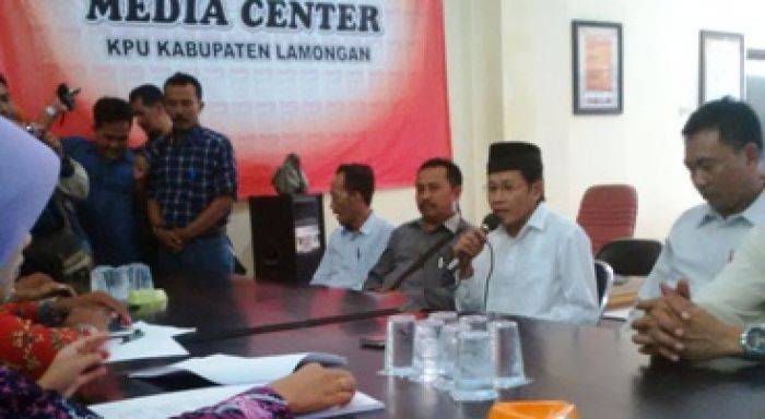 Cabup Independent Datangi KPUD Lamongan Cabup Independent Datangi KPUD Lamongan