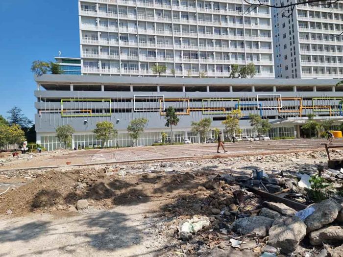Diduga PSU Dialihfungsikan, Warga Perum Green Garden Gresik Protes Diduga PSU Dialihfungsikan, Warga Perum Green Garden Gresik Protes
