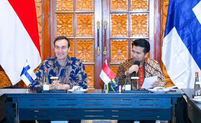 Terima Kunjungan Dubes Finlandia, Wagub Emil Tawarkan Peluang Investasi Pengembangan KEK JIIPE Terima Kunjungan Dubes Finlandia, Wagub Emil Tawarkan Peluang Investasi Pengembangan KEK JIIPE
