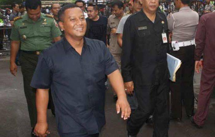 Choirun Nisa - Arifudinsyah Didiskualifikasi, KPU Mojokerto Tunggu Salinan Resmi MA Choirun Nisa - Arifudinsyah Didiskualifikasi, KPU Mojokerto Tunggu Salinan Resmi MA