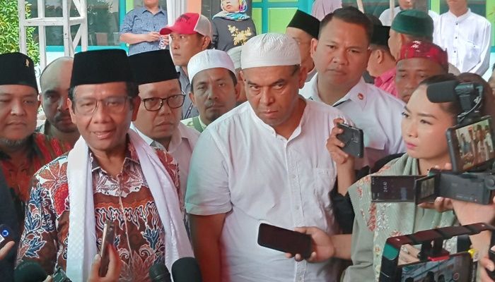 Mahfud MD Ajak Masyarakat untuk Memilih Sesuai Hati Nurani, Jangan Karena Uang Mahfud MD Ajak Masyarakat untuk Memilih Sesuai Hati Nurani, Jangan Karena Uang