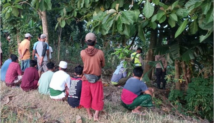Hendak Diajak Sahur, Anggota DPRD Bojonegoro Ditemukan Gantung Diri di Pinggir Bengawan Solo Hendak Diajak Sahur, Anggota DPRD Bojonegoro Ditemukan Gantung Diri di Pinggir Bengawan Solo