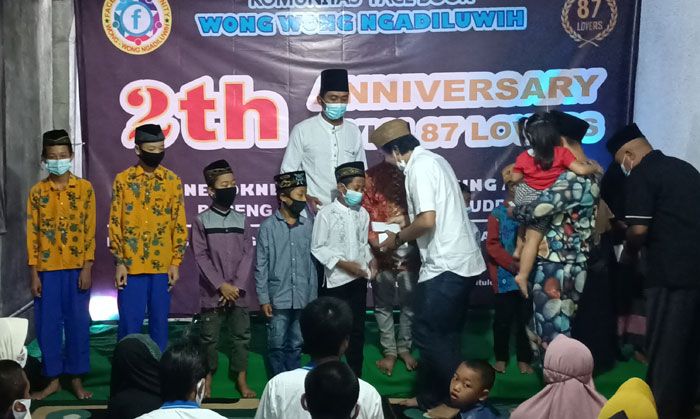 Peringati HUT ke-2, 87 Lovers WWN Kediri Gelar Bukber dengan ODGJ