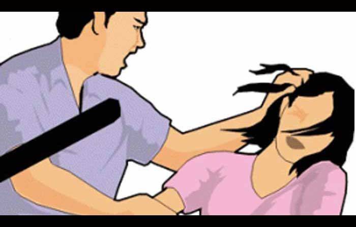 Tong Lee Siksa PRT: Tak Digaji, Dipaksa Mandi 12 Kali Sehari, Disiram Pembersih Lantai Tong Lee Siksa PRT: Tak Digaji, Dipaksa Mandi 12 Kali Sehari, Disiram Pembersih Lantai