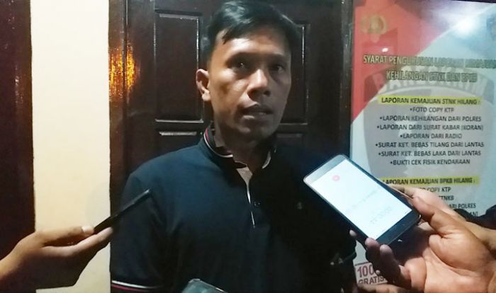 Tim Saber Pungli Amankan 9 Orang Terkait Pungutan Liar di Pasar Blega, 3 di antaranya ASN Tim Saber Pungli Amankan 9 Orang Terkait Pungutan Liar di Pasar Blega, 3 di antaranya ASN