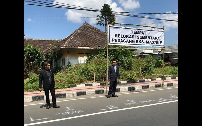 Eks PKL Mastrip Ancam Bangun Lapak, DPRD Kota Blitar Minta Pemkot Segera Respon Eks PKL Mastrip Ancam Bangun Lapak, DPRD Kota Blitar Minta Pemkot Segera Respon