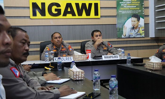 Ikuti Rapat Virtual Bersama Kapolri, Begini Pesan Kapolres Ngawi untuk Jajarannya Ikuti Rapat Virtual Bersama Kapolri, Begini Pesan Kapolres Ngawi untuk Jajarannya