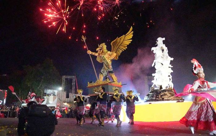 Diikuti 41 Regu, Tuban Specta Night Carnival Berlangsung Meriah Diikuti 41 Regu, Tuban Specta Night Carnival Berlangsung Meriah