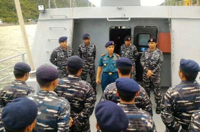 Unsur Koarmada II Tetap Waspada Jaga Perairan Indonesia Unsur Koarmada II Tetap Waspada Jaga Perairan Indonesia